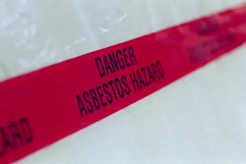 Top-3-Reasons-Why-You-Should-Consider-Asbestos Removal-featured-image